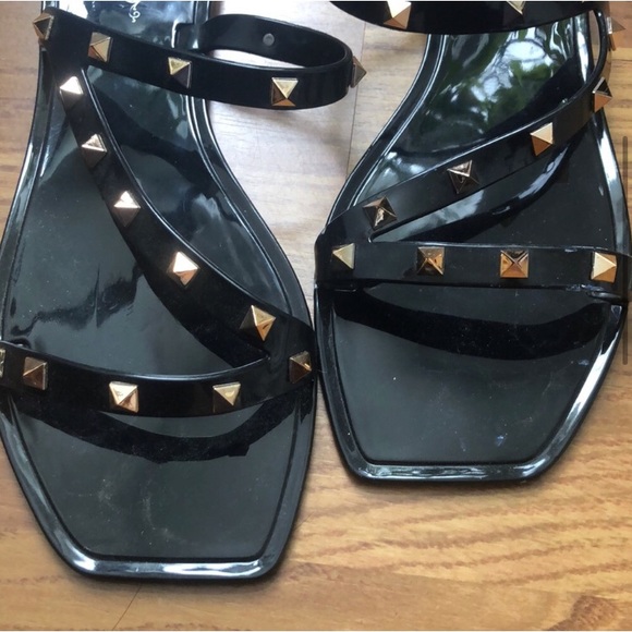 🖤✨Studded Black Jelly Slips Ons - Picture 3 of 5